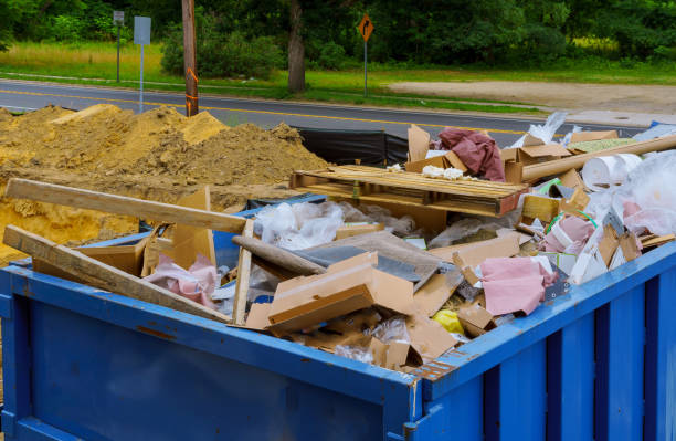 Best Construction Debris Removal  in Waynesboro, PA